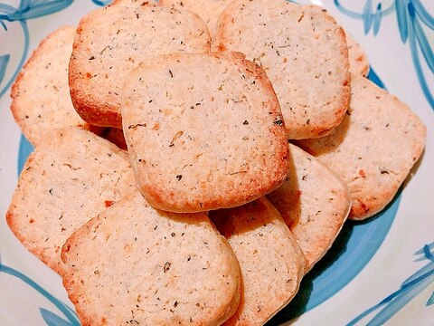 バジルとパルメザンチーズのおつまみクッキー